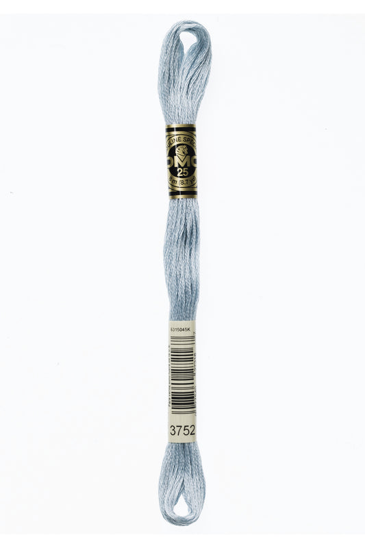 DMC 3752 Very Light Antique Blue